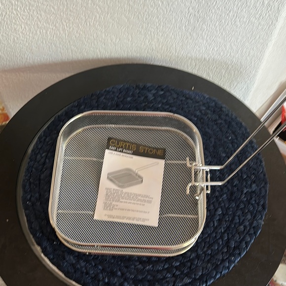 NEW Curtis Stone Easy Lift Basket - Picture 1 of 2